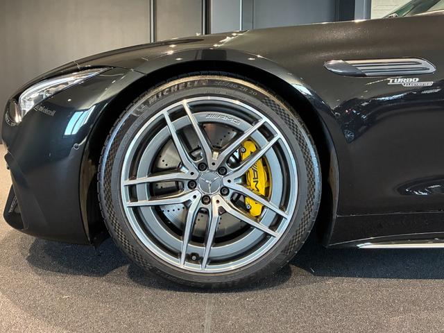 ＳＬ ＳＬ４３　ヘッドアップディスプレイ　２０インチアルミホイール　イエローキャリパー　ソフトトップ（レッド）　ＭＢＵＸ　６４色アンビエントライト　マルチビームＬＥＤヘッドライト　本革ナッパレザーシート（49枚目）