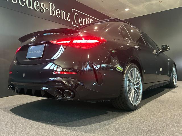 Ｃクラス Ｃ４３　４マチック　パノラミックスライディングルーフ　リアアクスルステアリング　１９インチＡＭＧアルミホイール　本革スポーツシート　ヘッドアップディスプレイ　ＭＢＵＸ　ＡＲナビ　アンビエントライトプレミアム（8枚目）