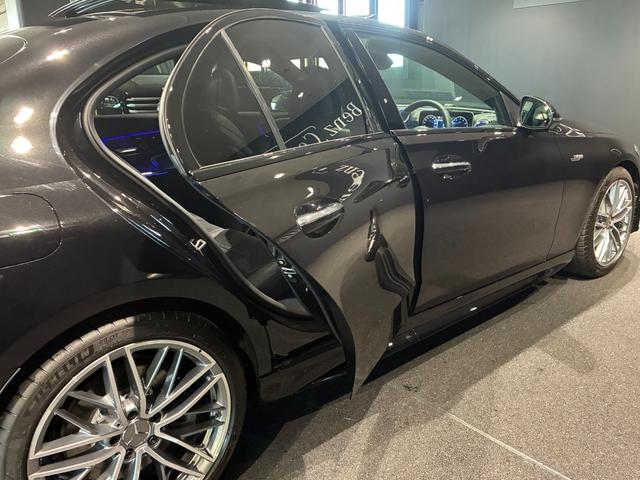 Ｃクラス Ｃ４３　４マチック　パノラミックスライディングルーフ　リアアクスルステアリング　１９インチＡＭＧアルミホイール　本革スポーツシート　ヘッドアップディスプレイ　ＭＢＵＸ　ＡＲナビ　アンビエントライトプレミアム（27枚目）