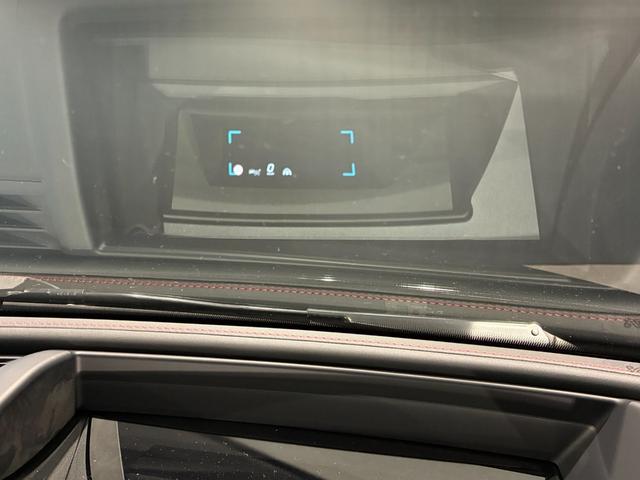 Ｃクラス Ｃ４３　４マチック　パノラミックスライディングルーフ　リアアクスルステアリング　１９インチＡＭＧアルミホイール　本革スポーツシート　ヘッドアップディスプレイ　ＭＢＵＸ　ＡＲナビ　アンビエントライトプレミアム（40枚目）