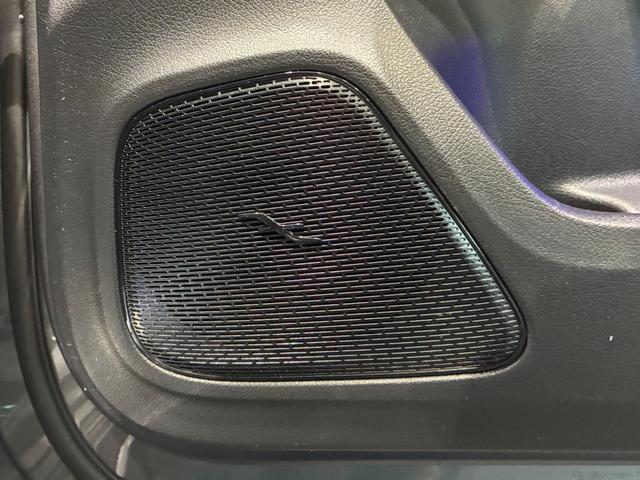 Aクラス A200d アーバンスターズ AMGライン 19インチアルミホイール マルチビームLEDヘッドライト MBUX ARナビ スポーティエンジンサウンド アドバンスドサウンド デジタルコックピットディスプレイ(16枚目)