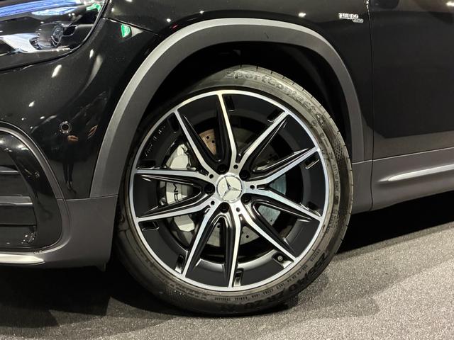 GLB GLB35 4マチック アドバンスドパッケージ 本革シート ヘッドアップディスプレイ パノラミックスライディングルーフ ブランドロゴプロジェクターライト Burmesterサラウンドサウンドシステム AMG20インチアルミ(11枚目)