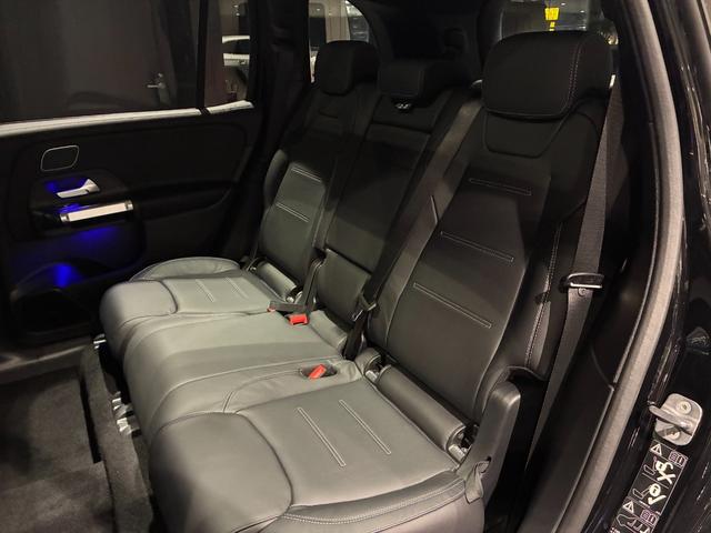 GLB GLB35 4マチック アドバンスドパッケージ 本革シート ヘッドアップディスプレイ パノラミックスライディングルーフ ブランドロゴプロジェクターライト Burmesterサラウンドサウンドシステム AMG20インチアルミ(21枚目)