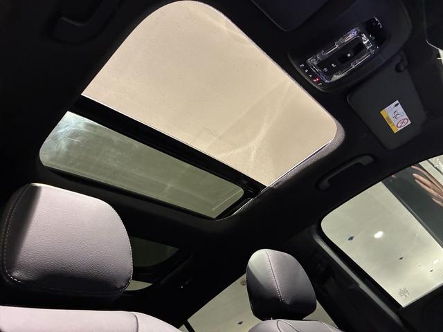 GLB GLB35 4マチック アドバンスドパッケージ 本革シート ヘッドアップディスプレイ パノラミックスライディングルーフ ブランドロゴプロジェクターライト Burmesterサラウンドサウンドシステム AMG20インチアルミ(47枚目)