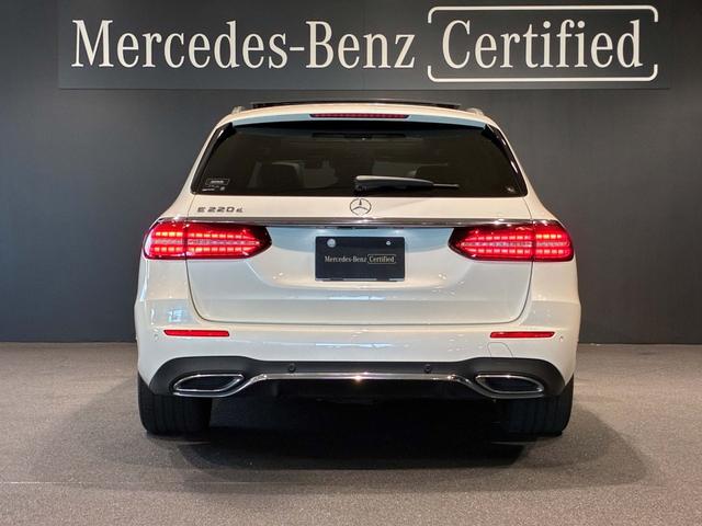 Eクラスステーションワゴン E220d ステーションワゴン スポーツ エクスクルーシブパッケージ パノラミックスライディングルーフ AMGラインインテリアパッケージ(11枚目)