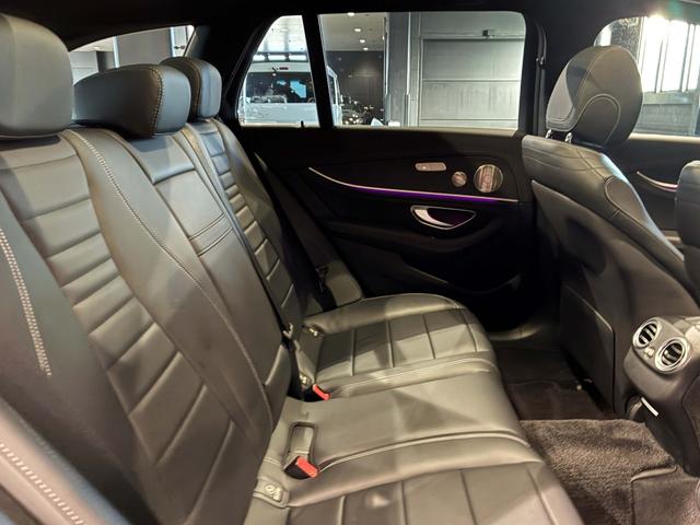 Eクラスステーションワゴン E220d ステーションワゴン スポーツ エクスクルーシブパッケージ パノラミックスライディングルーフ AMGラインインテリアパッケージ(19枚目)