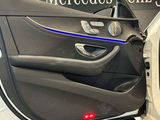 Eクラスステーションワゴン E220d ステーションワゴン スポーツ エクスクルーシブパッケージ パノラミックスライディングルーフ AMGラインインテリアパッケージ(23枚目)