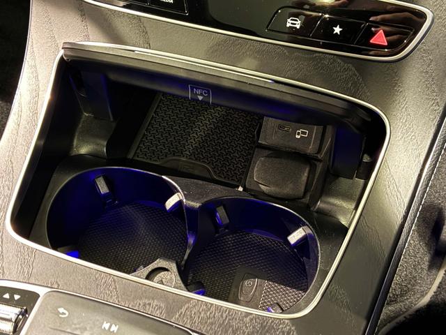 Eクラスステーションワゴン E220d ステーションワゴン スポーツ エクスクルーシブパッケージ パノラミックスライディングルーフ AMGラインインテリアパッケージ(45枚目)