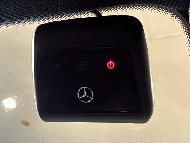 Eクラスステーションワゴン E220d ステーションワゴン スポーツ エクスクルーシブパッケージ パノラミックスライディングルーフ AMGラインインテリアパッケージ(49枚目)