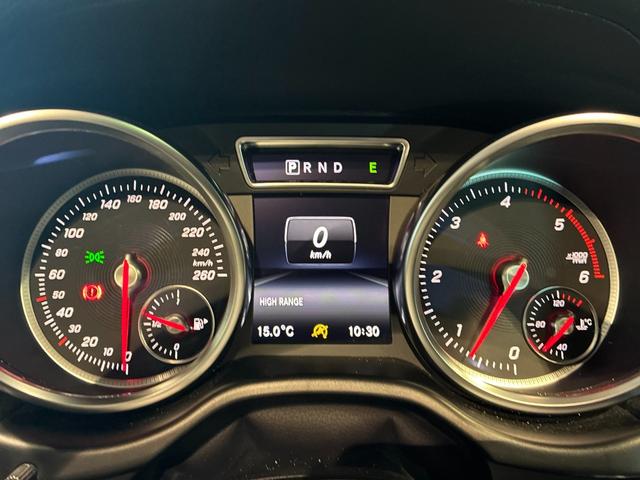 Gクラス G350d ラグジュアリーパッケージ スライディングルーフ 本革シート 前席・後席シートヒーター レーダーセーフティパッケージ(33枚目)