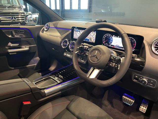 Bクラス B200d AMGラインパッケージ スポーツシート マルチビームLEDヘッドライト スポーツブレーキシステム 18インチAMGアルミホイール アンビエントライト MBUX フットトランクオープナー(13枚目)