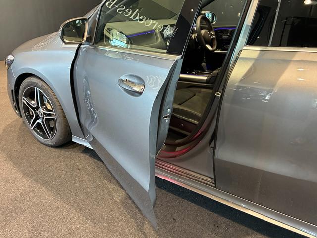 Bクラス B200d AMGラインパッケージ スポーツシート マルチビームLEDヘッドライト スポーツブレーキシステム 18インチAMGアルミホイール アンビエントライト MBUX フットトランクオープナー(27枚目)