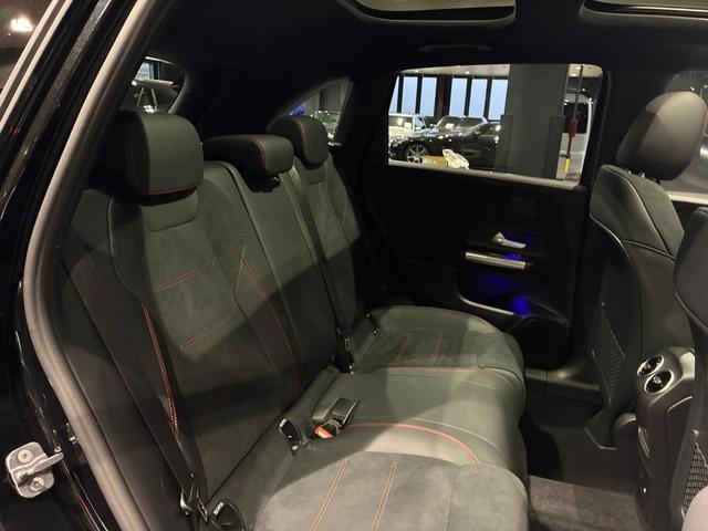 Bクラス B200d AMGラインパッケージ アドバンスドパッケージ パノラミックスライディングルーフ 360°カメラ ヘッドアップディスプレイ ブランドロゴプロジェクターライト(17枚目)