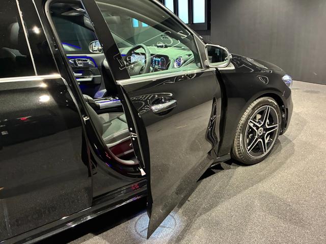 Bクラス B200d AMGラインパッケージ アドバンスドパッケージ パノラミックスライディングルーフ 360°カメラ ヘッドアップディスプレイ ブランドロゴプロジェクターライト(25枚目)