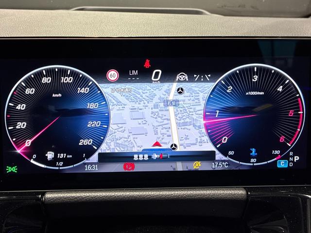 Bクラス B200d AMGラインパッケージ アドバンスドパッケージ パノラミックスライディングルーフ 360°カメラ ヘッドアップディスプレイ ブランドロゴプロジェクターライト(32枚目)