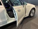 Ｃ２００ステーションワゴン　アバンギャルド　ベーシックパッケージ　ヘッドアップディスプレイ　ＭＢＵＸ　ＡＲナビゲーション　３６０°カメラ　アバンギャルドラインエクステリア＆インテリア　１７インチアルミ　前席シートヒーター　アダプティブハイビーム（25枚目）