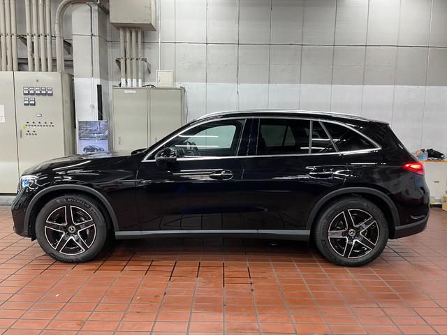 ＧＬＣ ＧＬＣ２２０ｄ　４マチック　ドライバーズパッケージ　パノラミックスライディングルーフ・フットトランクオープナー・ＡＭＧラインパッケージ・ＡＭＧレザーエクスクルーシブパッケージ・ドライバーズパッケージ（3枚目）