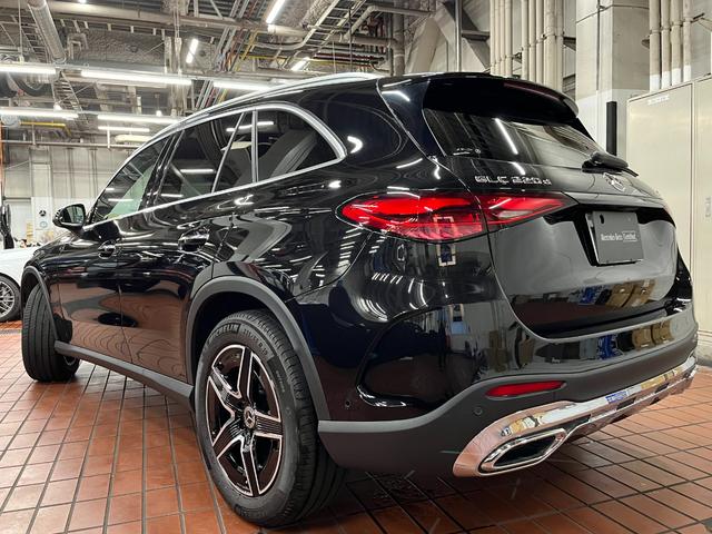 ＧＬＣ ＧＬＣ２２０ｄ　４マチック　ドライバーズパッケージ　パノラミックスライディングルーフ・フットトランクオープナー・ＡＭＧラインパッケージ・ＡＭＧレザーエクスクルーシブパッケージ・ドライバーズパッケージ（4枚目）