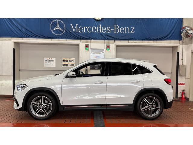 ＧＬＡクラス ＧＬＡ２００ｄ　４マチック　ＡＭＧライン　ＡＭＧライン　パノラミックスライディングルーフ　ヘッドアップディスプレイ（6枚目）