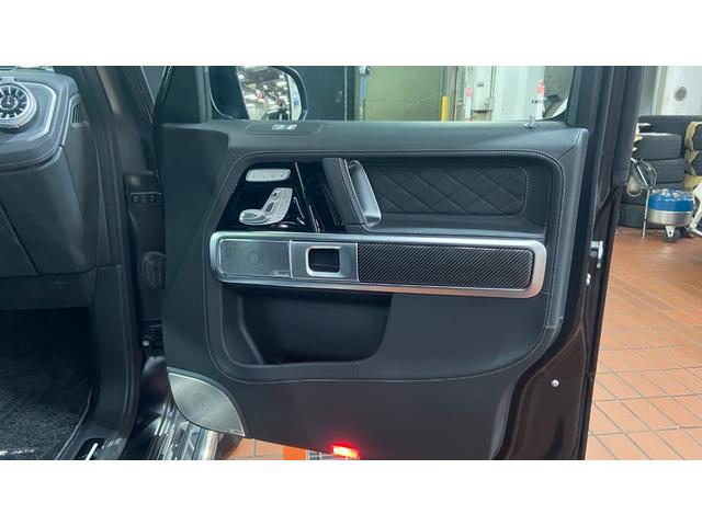 Ｇクラス Ｇ６３　ＡＭＧレザーエクスクルーシブパッケージ　ＡＭＧカーボンファイバーインテリアトリム（22枚目）