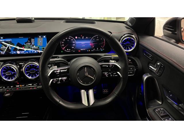 ＧＬＡクラス ＧＬＡ２００ｄ　４マチック　ＡＭＧラインパッケージ　パノラミックスライディングルーフ　ＡＭＧラインパッケージ　認定中古車２年（13枚目）
