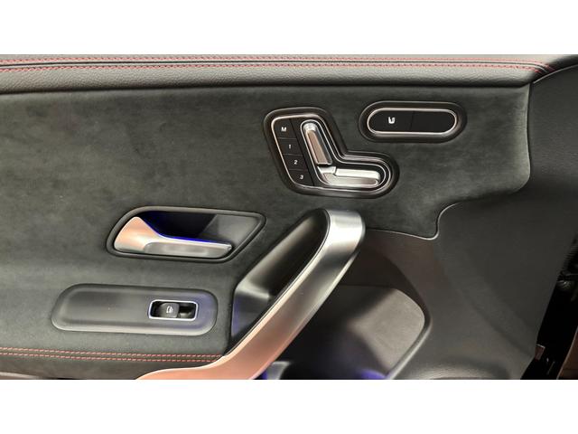 ＧＬＡクラス ＧＬＡ２００ｄ　４マチック　ＡＭＧラインパッケージ　パノラミックスライディングルーフ　ＡＭＧラインパッケージ　認定中古車２年（29枚目）