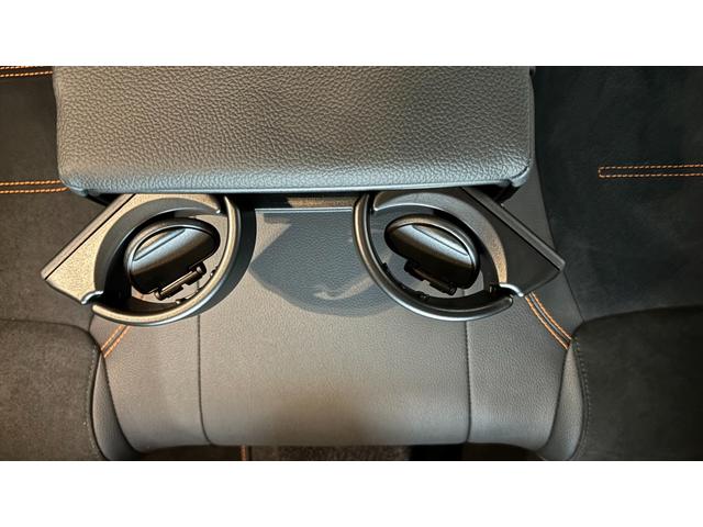 ＣＬＡクラス ＣＬＡ４５　Ｓ４マチック＋ストリートスタイルエデシン　１００台限定車　特別外装色　２年保証付　ＡＭＧエアロダイナミクスパッケージ　ＡＭＧエクステリアナイトパッケージＩＩ　リアウィング装着車（43枚目）