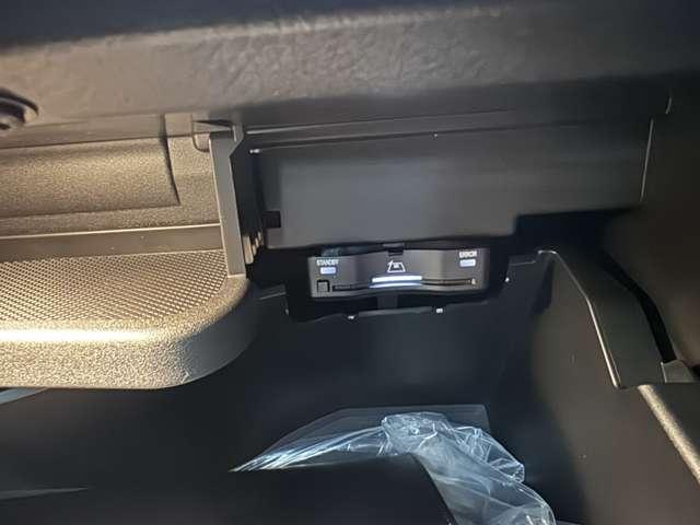 ＥＱＢ ＥＱＢ２５０＋　ＡＭＧラインパッケージ　弊社デモカー　パノラミックスライディングルーフ　ＡＭＧライン　本革シート　アンビエントライト　３６０度カメラ　ヘッドアップディスプレイ　ＭＰ２０２５０１モデル　７人乗り　電動シート　純正ドライブレコーダー（19枚目）