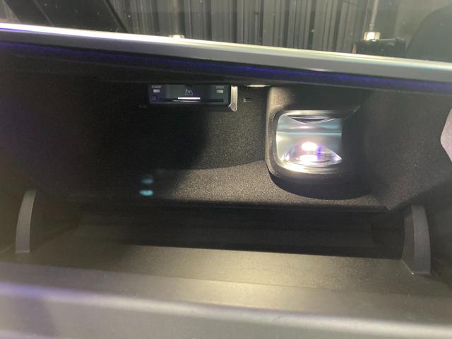 Ｅクラス Ｅ２００　アバンギャルド　ＡＭＧラインパッケージ　（ＩＳＧ搭載モデル）　ＭＰ２０２５０１　デジタルインテリアパッケージ　レザーエクスクルーシブパッケージ　アドバンストパッケージ　パノラミックスライディングルーフ（27枚目）