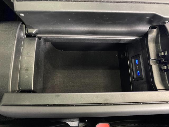 Ｅクラス Ｅ２００　アバンギャルド　ＡＭＧラインパッケージ　（ＩＳＧ搭載モデル）　ＭＰ２０２５０１　デジタルインテリアパッケージ　レザーエクスクルーシブパッケージ　アドバンストパッケージ　パノラミックスライディングルーフ（32枚目）