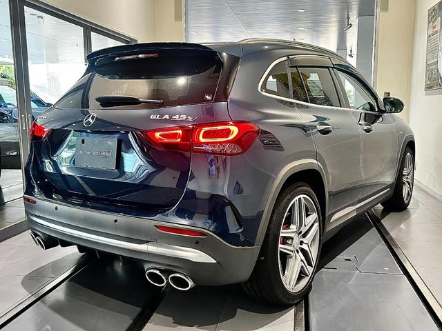 GLAクラス GLA45 S 4マチック+ 4WD MP202202 AMGパフォーマンスパッケージ パノラミックスライディングルーフ AMGアドバンストパッケージ メモリー付きパワーシート シートヒーター シートベンチレーター 360°カメラ ヘッドアップディスプレイ(3枚目)
