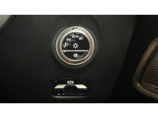 Cクラス C220dアバンギャルド AMGラインパッケージ(25枚目)