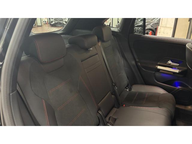 GLAクラス GLA200d 4マチック AMGラインパッケージ AMGラインパッケージ 認定中古車保証2年(34枚目)