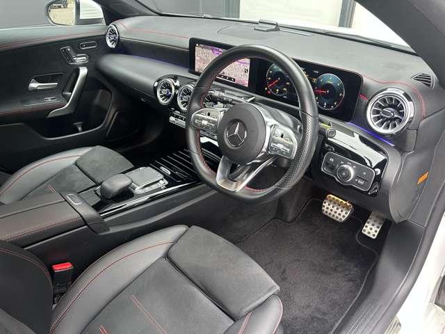 CLAクラス シューティングブレーク CLA200d シューティングブレーク AMGライン パノラミックスライディングルーフ(11枚目)