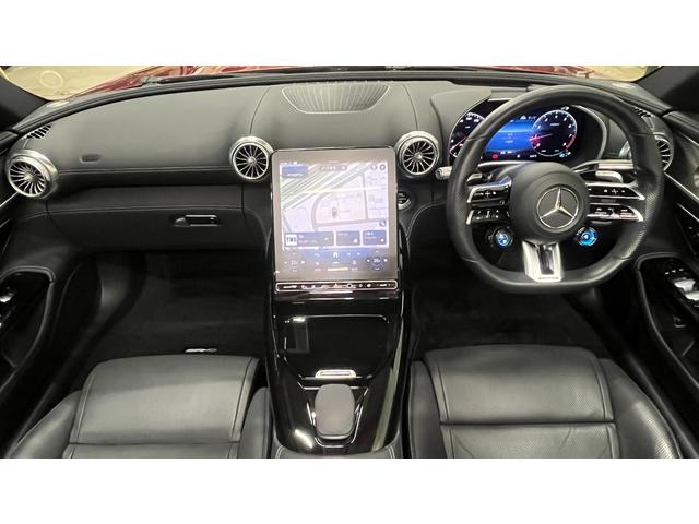 サービス工場・板金塗装工場も併設しておりアフターサービスも充実です。メルセデス・ベンツ指定の最新鋭の設備や最新コンピューター診断システムを使用し、正確な点検・診断を可能にしています！