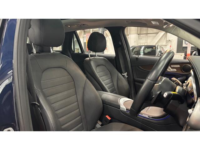 ＧＬＣ ＧＬＣ２２０ｄ　４マチック　ＧＬＣ２２０ｄ　４マチック（５名）　カバンサイトブルー　ブラックレザー　パノラミックスライディングルーフ　レザーエクスクルーシブパッケージ（23枚目）