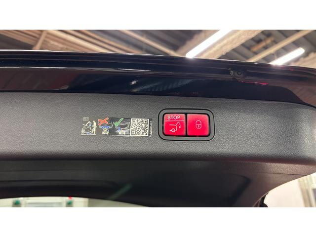 Eクラスステーションワゴン E220dステションワゴンアバギャルドAMGラインP AMGラインパッケージ パノラミックスライディングルーフ レザーエクスクルーシブパッケージ 認定中古車保証2年(41枚目)