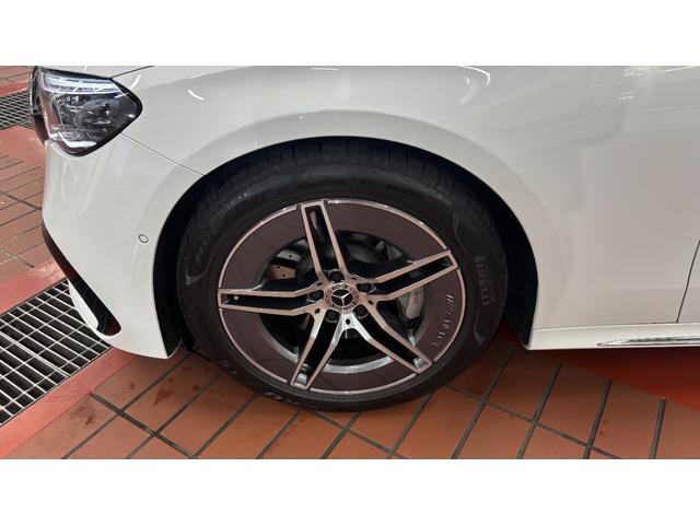 Ｅクラス Ｅ２００　アバンギャルド　ＡＭＧラインパッケージ　ＡＭＧラインパッケージ　アドバンスドパッケージ　デジタルインテリアパッケージ　レザーエクスクルーシブパッケージ　オパリスホワイト　レザートンガブラウン（8枚目）