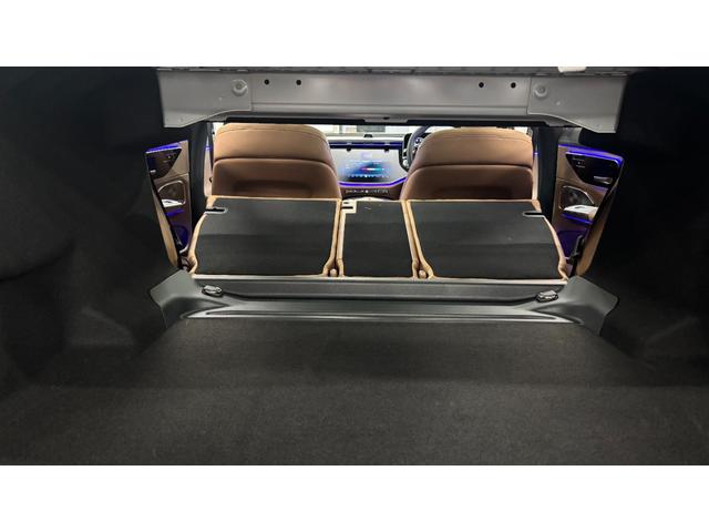 Ｅクラス Ｅ２００　アバンギャルド　ＡＭＧラインパッケージ　ＡＭＧラインパッケージ　アドバンスドパッケージ　デジタルインテリアパッケージ　レザーエクスクルーシブパッケージ　オパリスホワイト　レザートンガブラウン（37枚目）