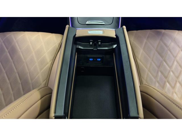 Ｅクラス Ｅ２００　アバンギャルド　ＡＭＧラインパッケージ　ＡＭＧラインパッケージ　アドバンスドパッケージ　デジタルインテリアパッケージ　レザーエクスクルーシブパッケージ　オパリスホワイト　レザートンガブラウン（43枚目）