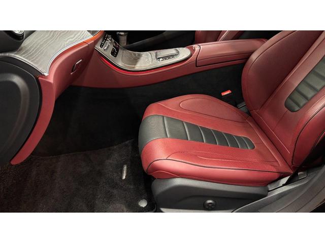 ＣＬＳクラス ＣＬＳ２２０ｄ　スポーツ　エクスクルーシブパッケージ　ガラススライディングルーフ　エクスクルーシブパッケージ　オブシディアンブラック　ナッパレザー：ベンガルレッド／ブラック（19枚目）