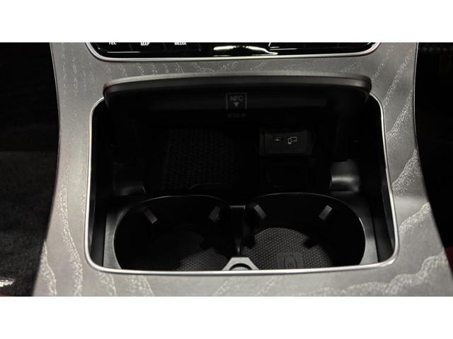 ＣＬＳクラス ＣＬＳ２２０ｄ　スポーツ　エクスクルーシブパッケージ　ガラススライディングルーフ　エクスクルーシブパッケージ　オブシディアンブラック　ナッパレザー：ベンガルレッド／ブラック（40枚目）