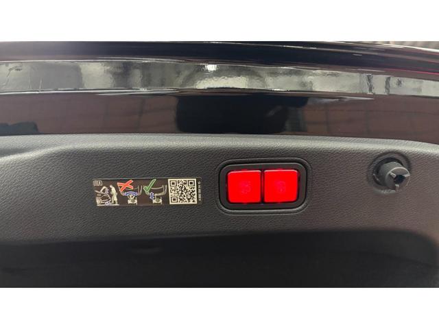 ＣＬＳクラス ＣＬＳ２２０ｄ　スポーツ　エクスクルーシブパッケージ　ガラススライディングルーフ　エクスクルーシブパッケージ　オブシディアンブラック　ナッパレザー：ベンガルレッド／ブラック（47枚目）