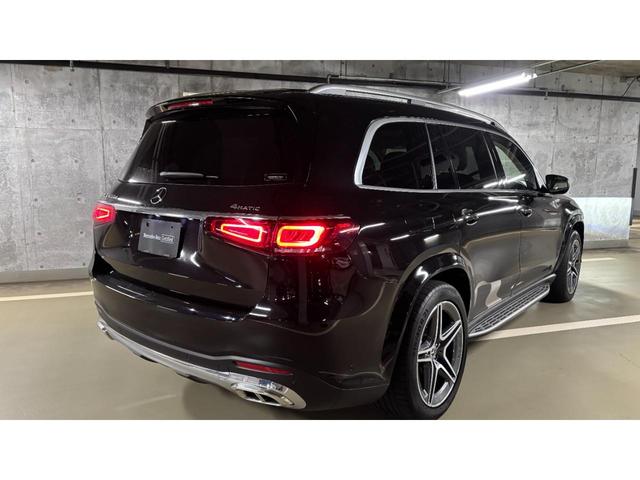 ���V���[���[���ȊO�̏ꏊ�ɍ݌Ɏ��q��ۊǂ��Ă���܂��̂ŁA�����X�����O�ɂ��d�b�𒸂���ƃX���[�Y�ɂ��ē������Ē������Ƃ��ł��܂��B���A���q�ۊǏꏊ�ւ̂��ē����s���Ă���܂��B