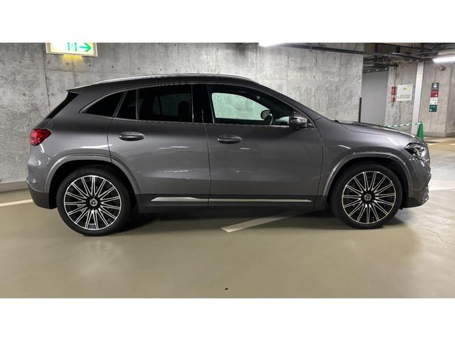 �w�L���T�[�e�B�t�@�C�h�J�[�Z���^�[�x�́A�����r�b�N�T�C�g�ɑ�\�������A�L���p�݃G���A���܂ޗՊC���s�S�i���C���{�[�^�E���j�ɗאڂ��A�����������L�F�Ɩڂƕ@�̐�Ɉʒu���Ă���A��ʃA�N�Z�X���֗��ł��I