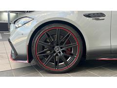 ��륻�ǥ����٥������Ǥϡ���������ǯ��륻�ǥ����٥������Ź����������Ź�ˤȤ��ƥ����ץ���衢��¿���Τ����ͤˤ�����ĺ���Ƥ���ޤ��� 3