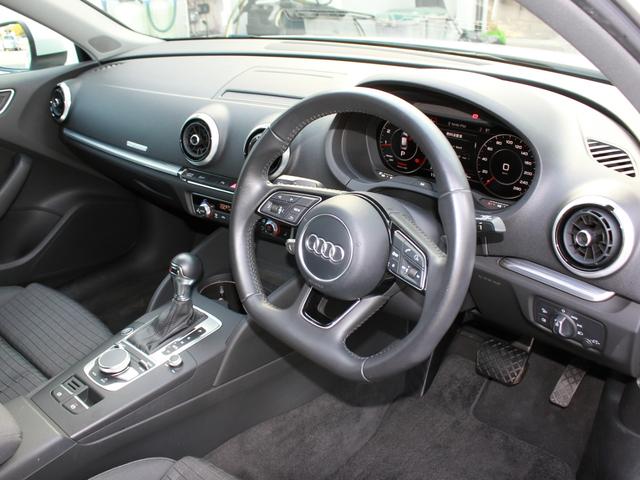 Ａ３ スポーツバック１．４ＴＦＳＩ　スポーツ　純正ナビ　バックカメラ　ＥＴＣ　パワーシート　シートヒーター　禁煙車（12枚目）