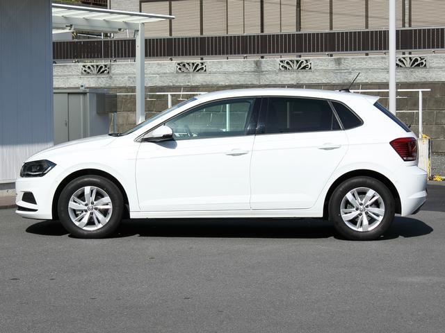 ポロ ＴＳＩコンフォートラインリミテッド　限定車　ＬＥＤヘッドライト　スマートキー　純正前後ドラレコ　純正ナビ　ＴＶ　バックカメラ　ＥＴＣ　禁煙　ワンオーナー　当社買取車（2枚目）