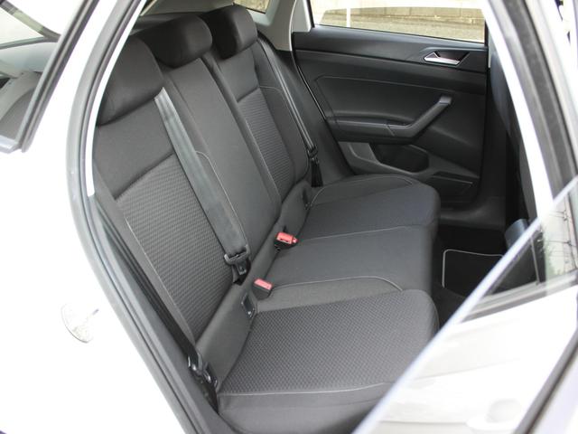 ポロ ＴＳＩコンフォートラインリミテッド　限定車　ＬＥＤヘッドライト　スマートキー　純正前後ドラレコ　純正ナビ　ＴＶ　バックカメラ　ＥＴＣ　禁煙　ワンオーナー　当社買取車（21枚目）