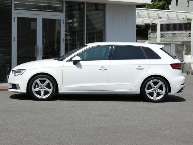 Ａ３ スポーツバック１．４ＴＦＳＩ　スポーツ　純正ナビ　バックカメラ　ＥＴＣ　パワーシート　シートヒーター　禁煙車（2枚目）